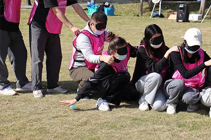 Kono Sports Duffle Bag with Shoes Compartment and Shoulder Strap Waterproof Gym Bag for Men and Women