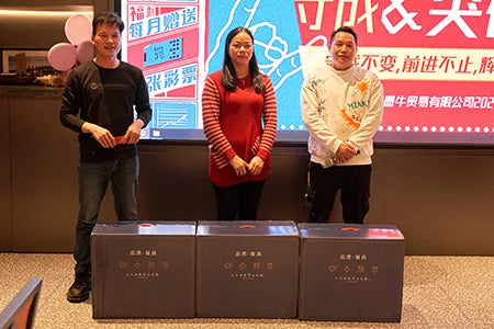 Kono Sports Duffle Bag with Shoes Compartment and Shoulder Strap Waterproof Gym Bag for Men and Women