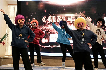 Kono Sports Duffle Bag with Shoes Compartment and Shoulder Strap Waterproof Gym Bag for Men and Women