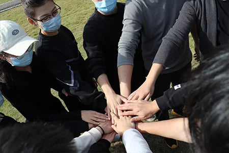 Kono Sports Duffle Bag with Shoes Compartment and Shoulder Strap Waterproof Gym Bag for Men and Women