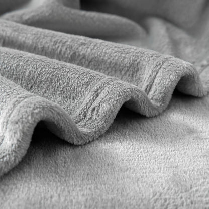 Good Nite Cozy Fleece Blankets: Soft and Plush Throws for Sofas - Ideal for Adults, Machine Washable Warmth