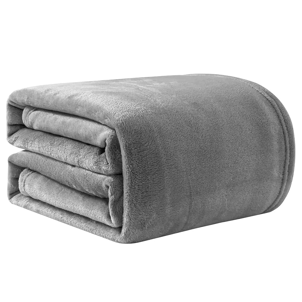 Good Nite Cozy Fleece Blankets: Soft and Plush Throws for Sofas - Ideal for Adults, Machine Washable Warmth