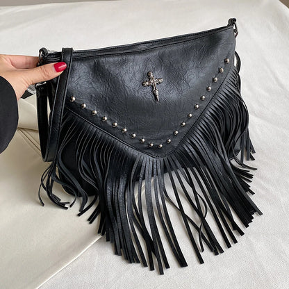 Women PU Studded Tassel Shoulder Bag Large Capacity Bohemian Messenger Bag Adjustable Strap Tassel Hobo Bag for Party Vacation