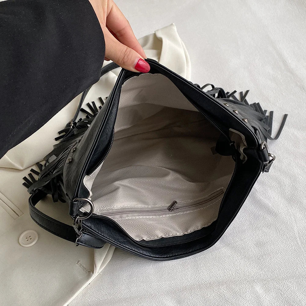 Women PU Studded Tassel Shoulder Bag Large Capacity Bohemian Messenger Bag Adjustable Strap Tassel Hobo Bag for Party Vacation