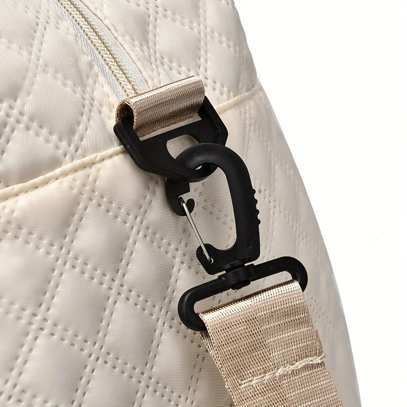 a large capacity, simple and lightweight portable travel bag, perfect for storing travel, clothing, daily necessities, and lugg