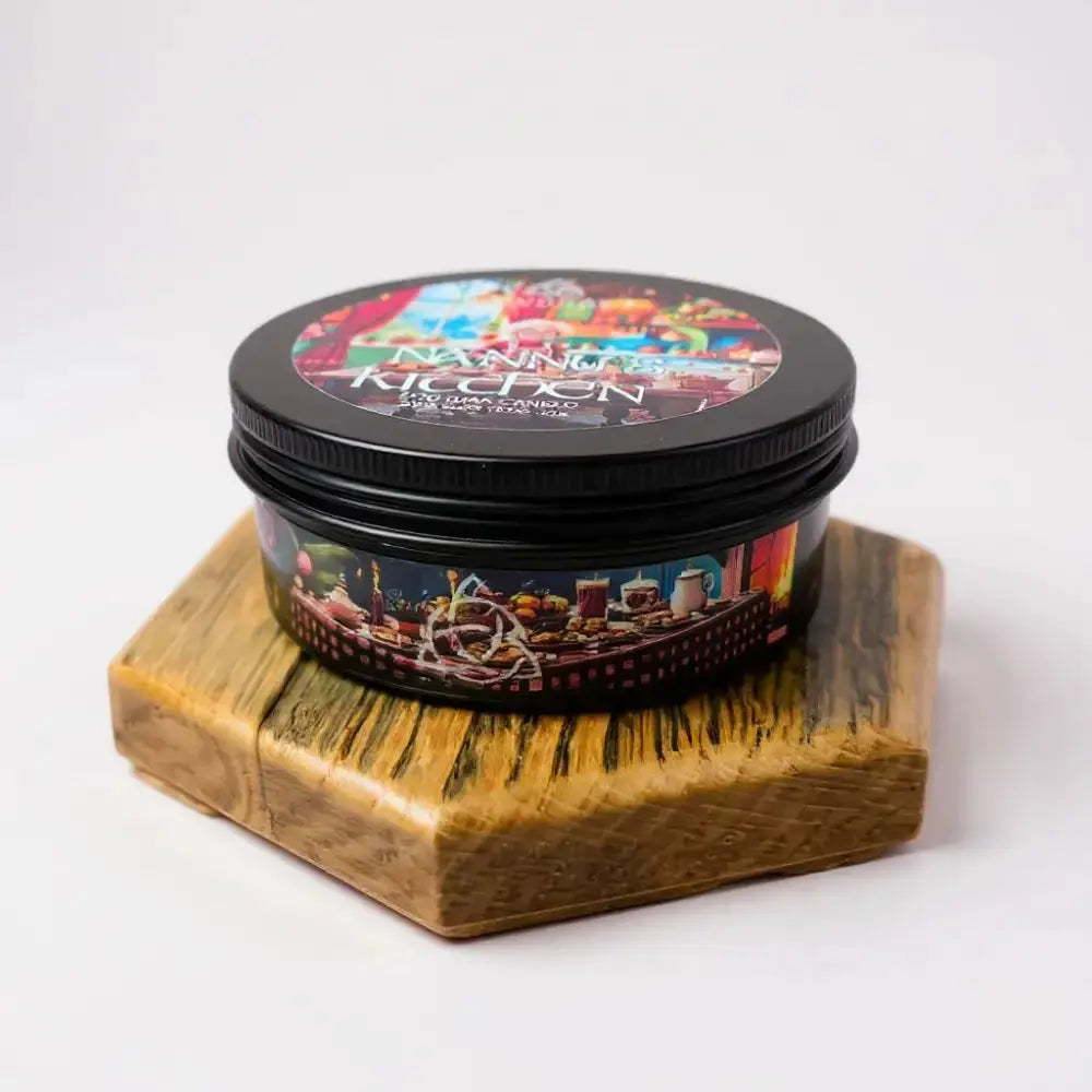 Nanny's Kitchen - Tin Christmas Candle