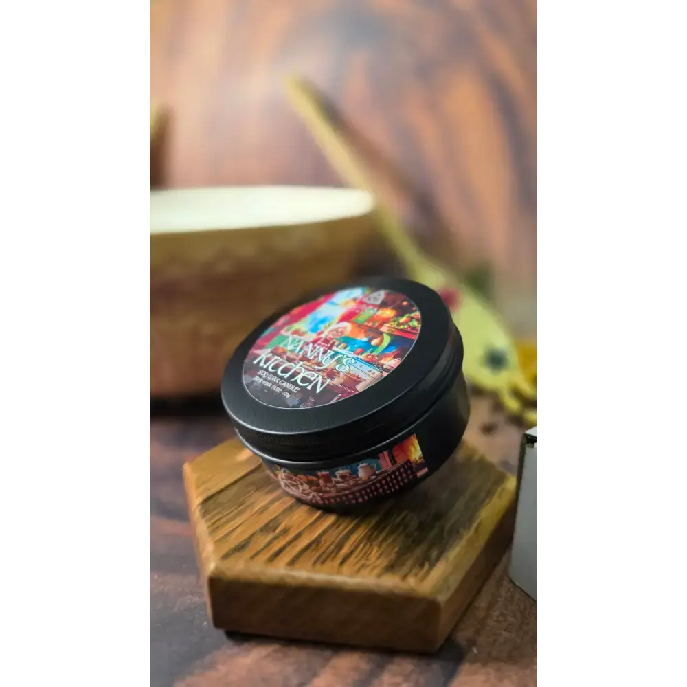 Nanny's Kitchen - Tin Christmas Candle