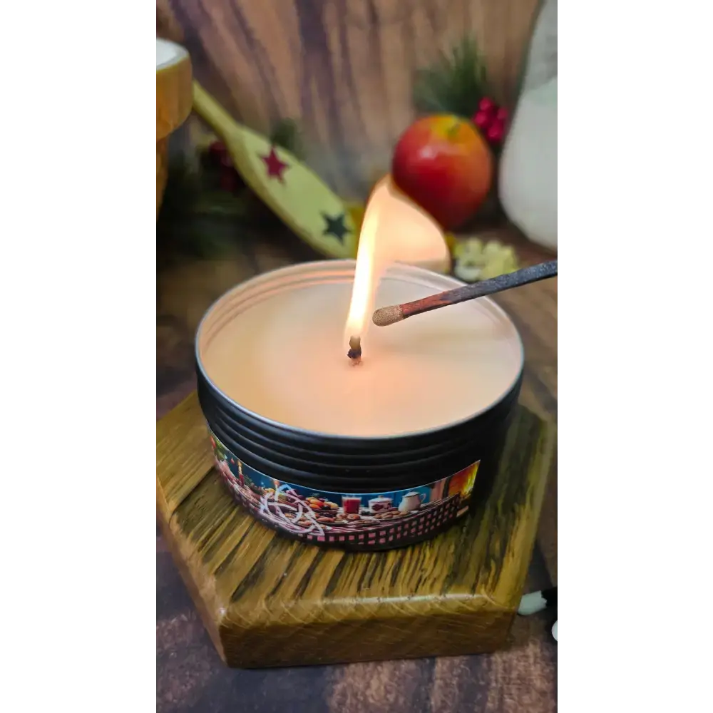 Nanny's Kitchen - Tin Christmas Candle